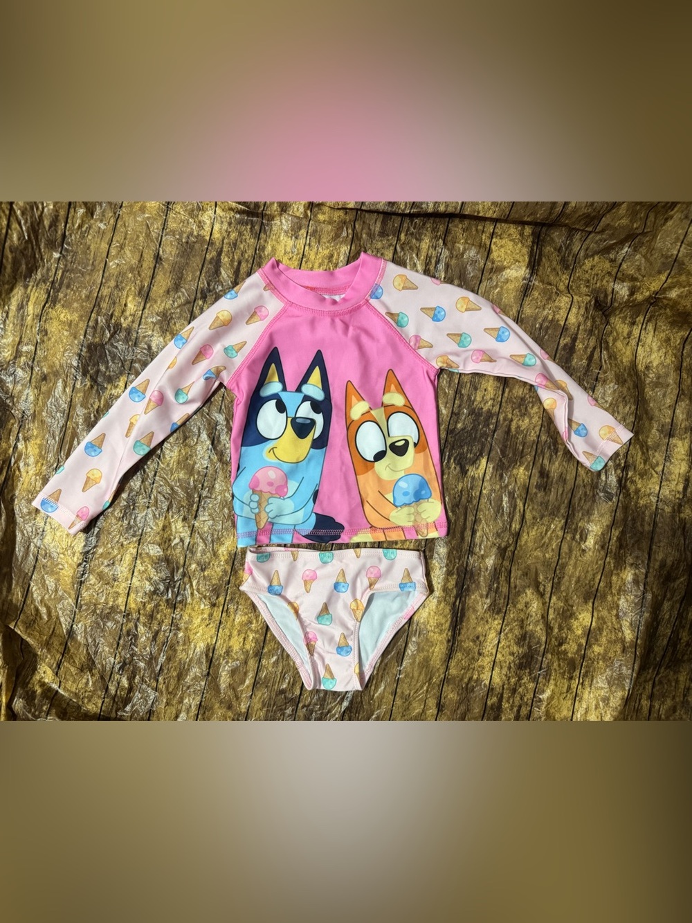 Girls Bluey Rashguard Two-Piece Swim Set  2T